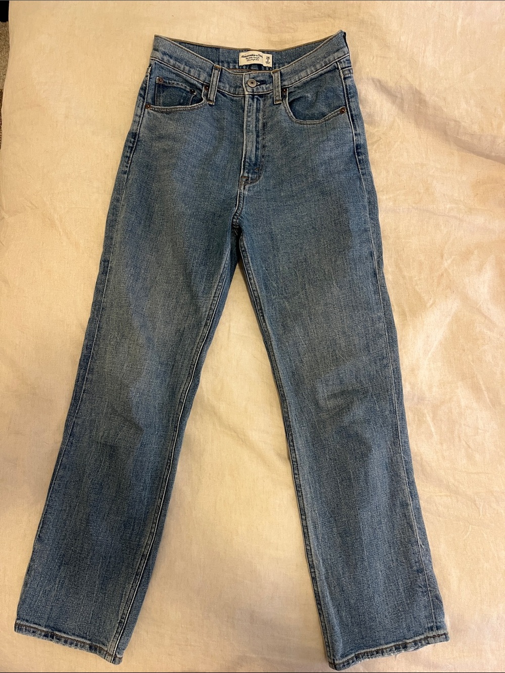 Abercrombie & Fitch The Ankle Straight Ultra High Rise Jeans